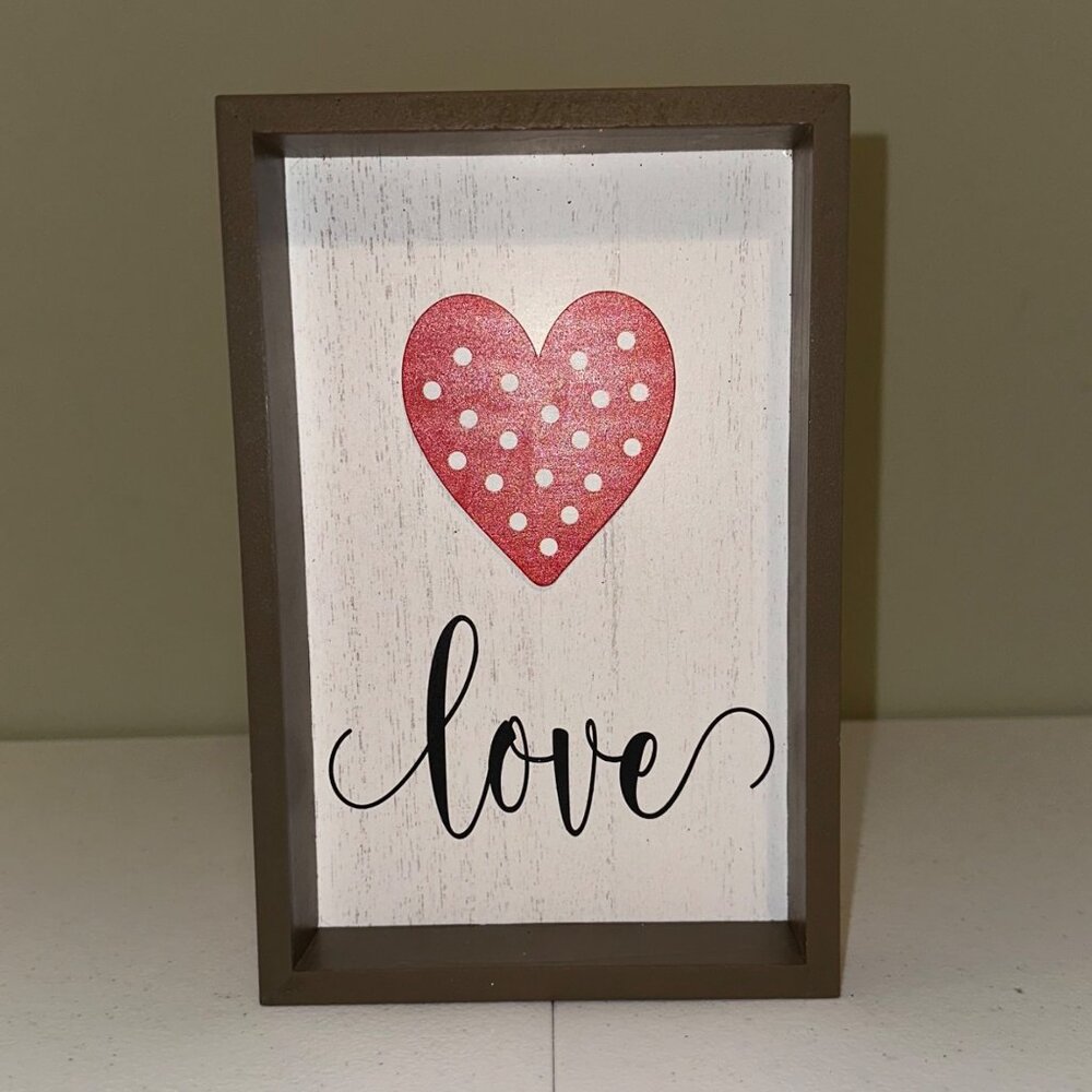 Reversible Springtime Love Valentine Home Decoration LOVE - HELLO Valentines Day